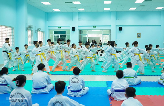 CLB võ Taekwondo tổ chức thi nâng cấp đợt III - Nhà Thiếu nhi Quận 3
