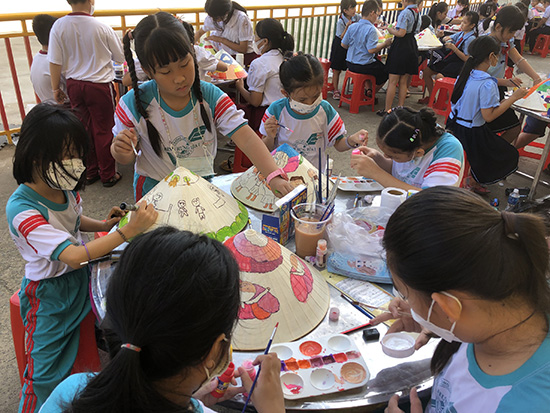 Hội thi vẽ trang trí nón lá - Nhà Thiếu nhi Quận Bình Tân