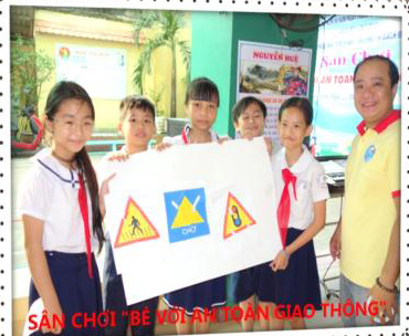 Triển lãm tranh vẽ an toàn giao thông - Nhà Thiếu nhi Quận Tân Bình